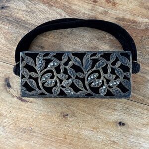 Tyrolean Box Purse | Accessories |
Vintage Tyrolean Blk Velvet Box